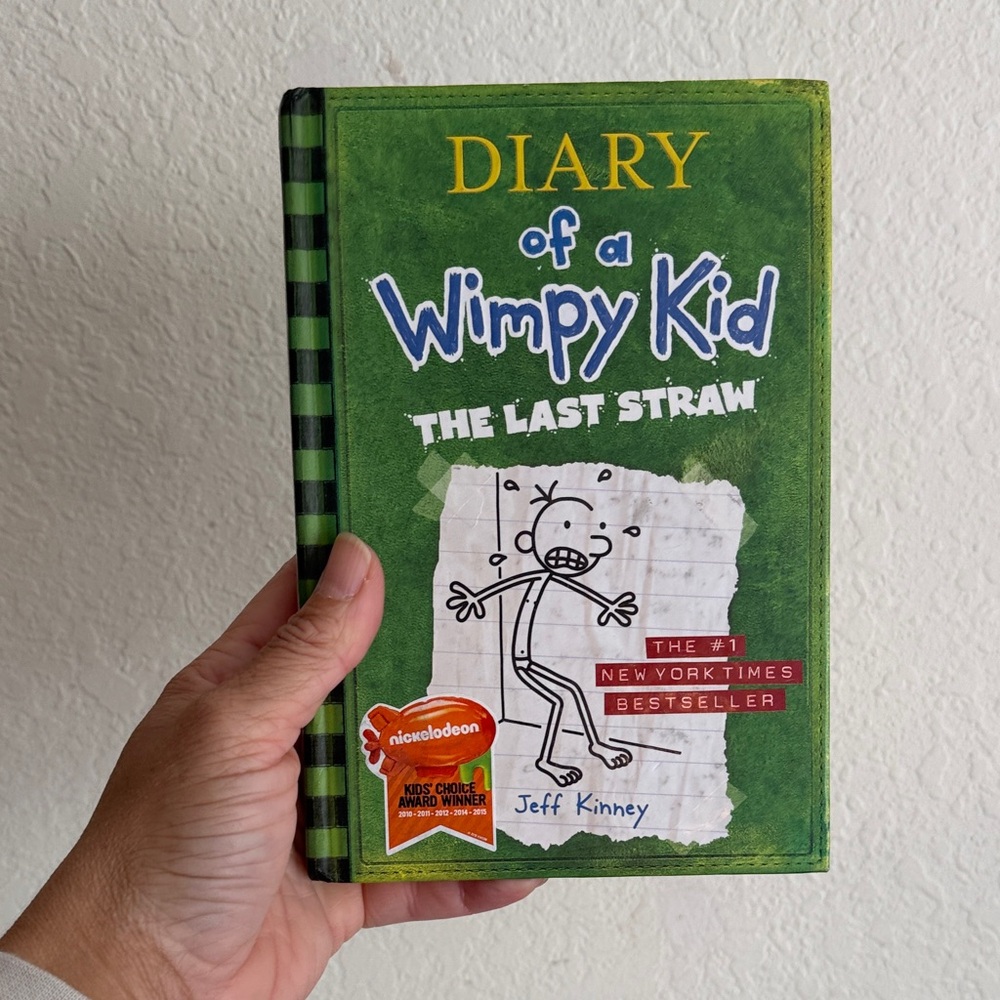 Diary of a Wimpy Kid: The Last Straw Hardcover Book